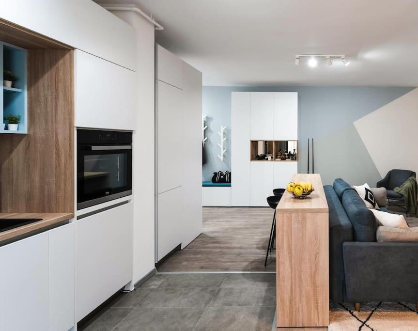 Apartment Vivalia V6, Free Private Parking Timisoara Exterior photo