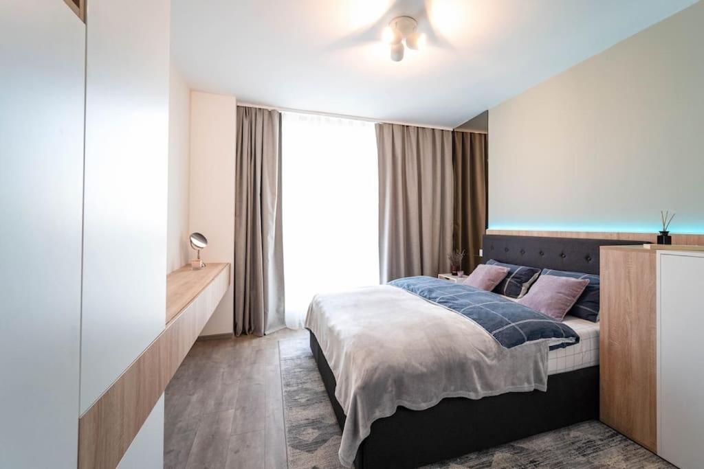 Apartment Vivalia V6, Free Private Parking Timisoara Exterior photo